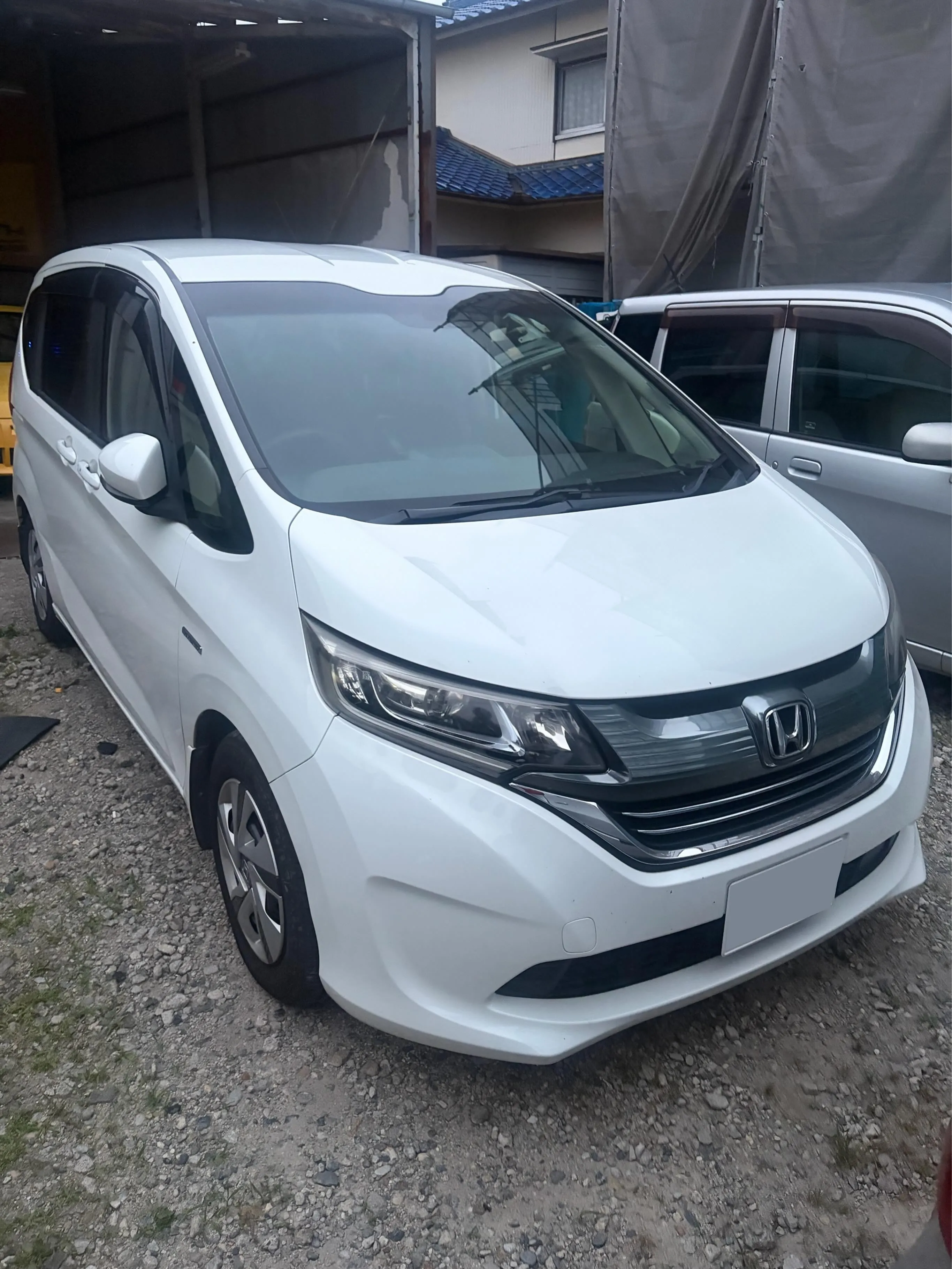 フリード車検でご入庫!